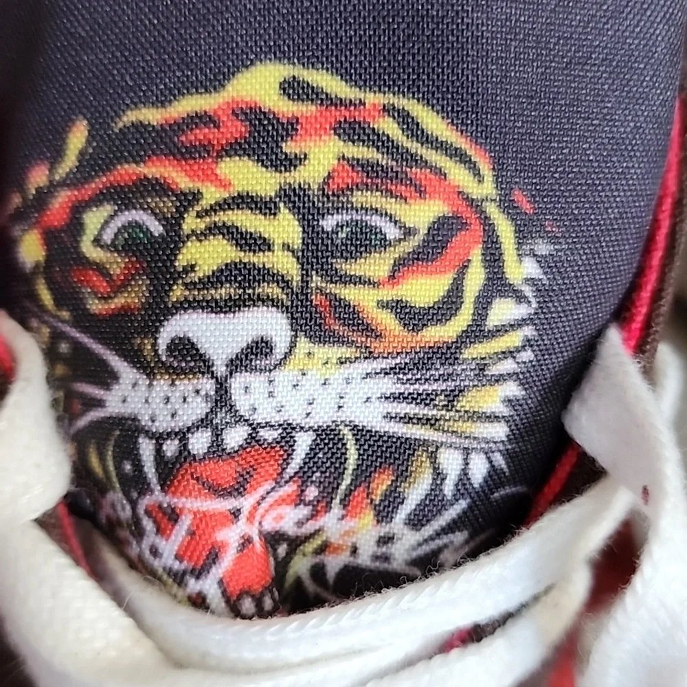 Ed Hardy Men's Red Jet Patterned Sneakers Size 11 Preowned - Picture 2 of 12